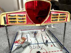 1970s Munro National Hockey Table Hockey Game