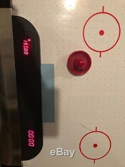 7 ft air hockey table condition great, little use working controls/scoreboard