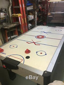 Air Hockey table in excellent condition 44' X 74