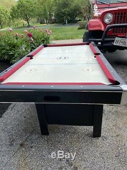 Air hockey table that can transform into a pool table