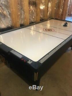 Air hockey table used
