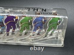 COLECO EAGLE TABLE HOCKEY GAME SET NHL 36 TIN METAL HOCKEY PLAYERS with CASE