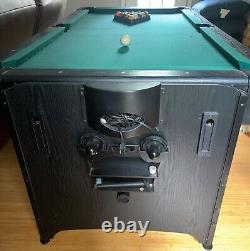 Fat Cat 2 in 1 pool table / air hockey (Good Condition)