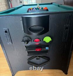 Fat Cat 2 in 1 pool table / air hockey (Good Condition)