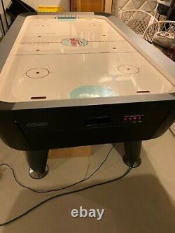 Full Size Harvard Air Hockey Table 7 feet x 4 feet. Electronic scoring