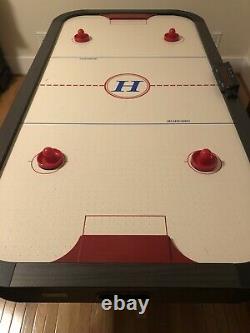 G03941 Harvard Air Hockey Table With Scoreboard
