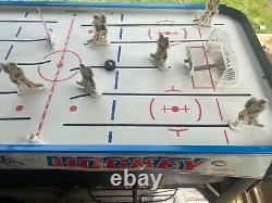 Official Bobby Hull Hockey Table Game Munro 1963