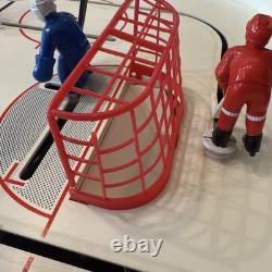 VINTAGE IRWIN TOP CORNER HOCKEY GAME #6060, IN ORIGINAL BOX Incomplete