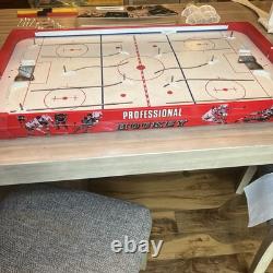 Vintage Classic Munro Table Hockey Game