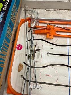 Vtg 1971 Caleco Stanly Cup Hockey Table Canadians Flyers complete