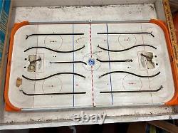 Vtg 1971 Caleco Stanly Cup Hockey Table Canadians Flyers complete